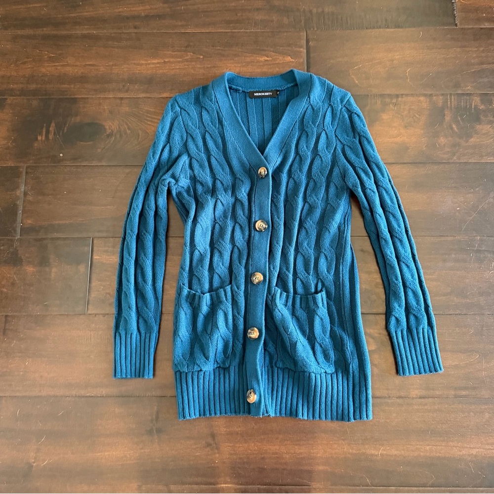 Elegant Blue Cable Knit Cardigan